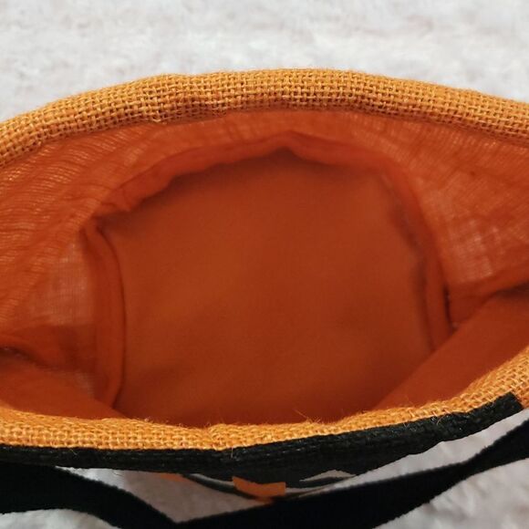 Halloween jute burlap bag with witches feet - Picture 2 of 7